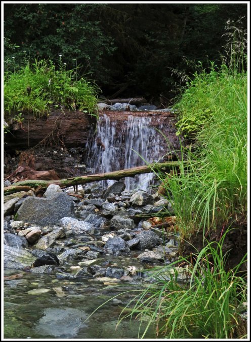 KhutzeWaterfall-IMG_6898_edited-1