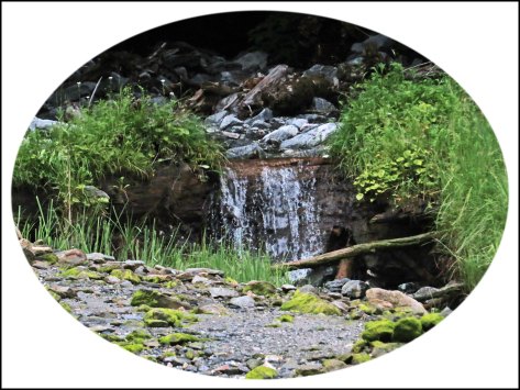 KhutzeWaterfallJul2018-1