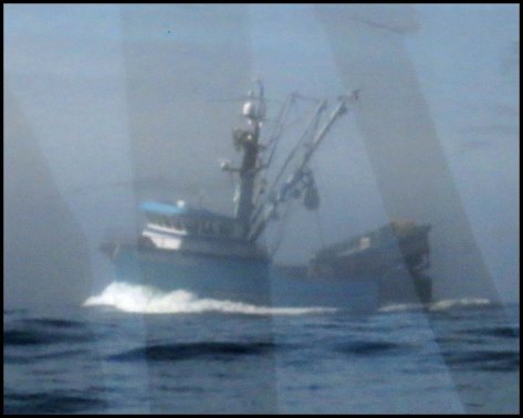 SlingsbyFishingBoatFogAug2018-IMG_3767_edited-1